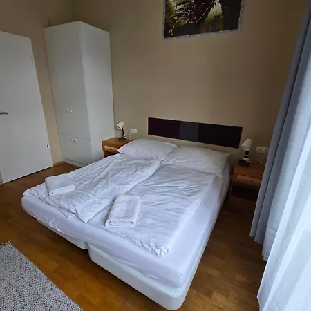 Wesselenyi Bed and breakfast *